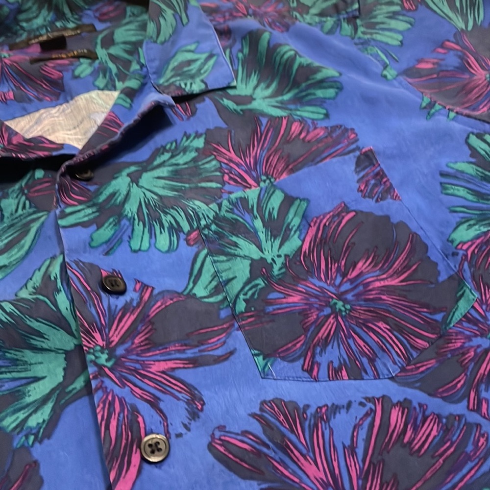Marc Anthony men’s short sleeve button down shirt, size medium, floral print - Picture 2 of 5